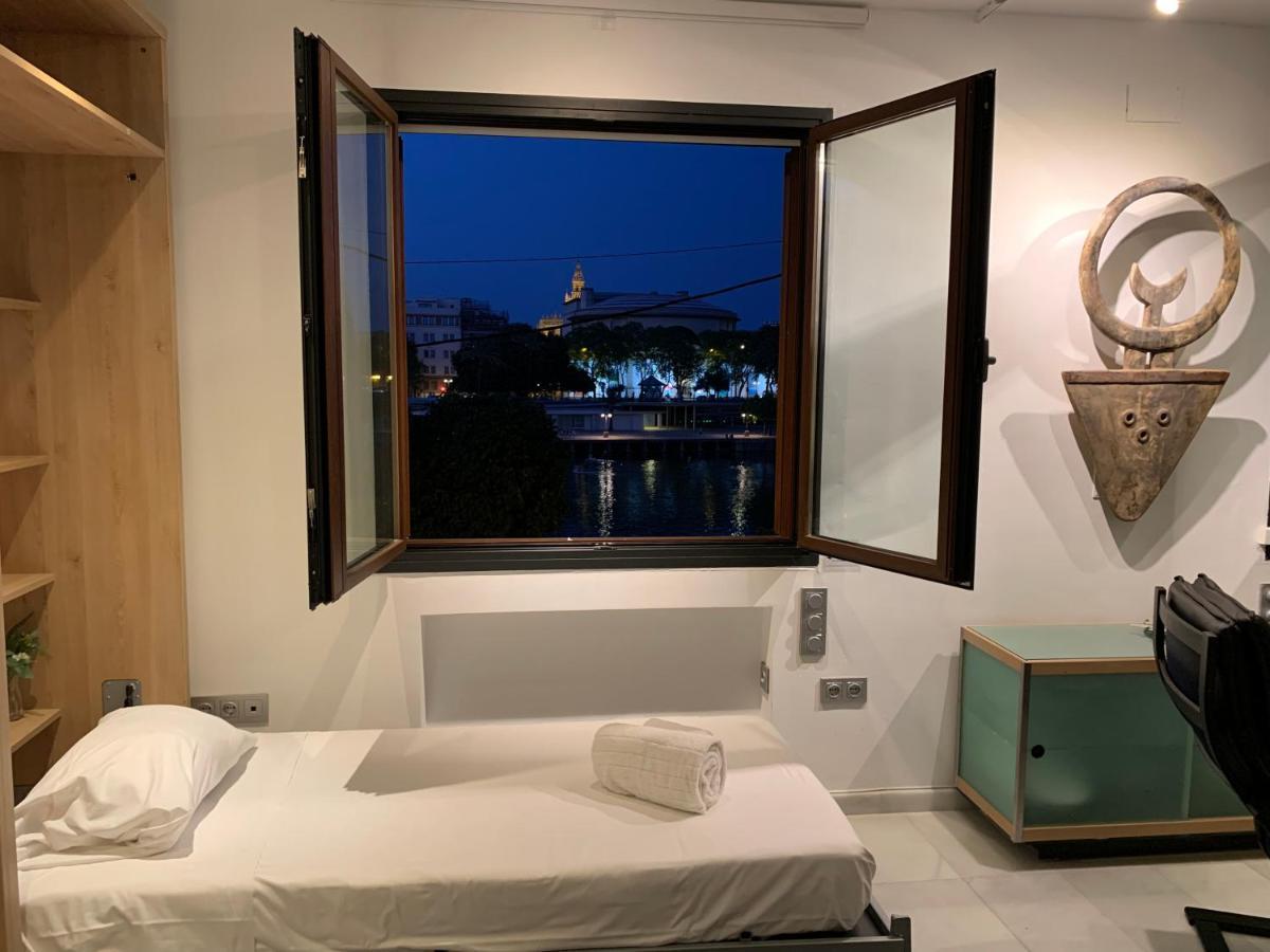Betis Riverside Skyview By Valcambre Seville Exterior photo
